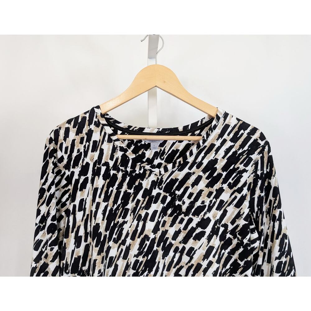 Amber Sun Top Black Tan White Print V-Neck Misses Size L - Picture 2 of 6